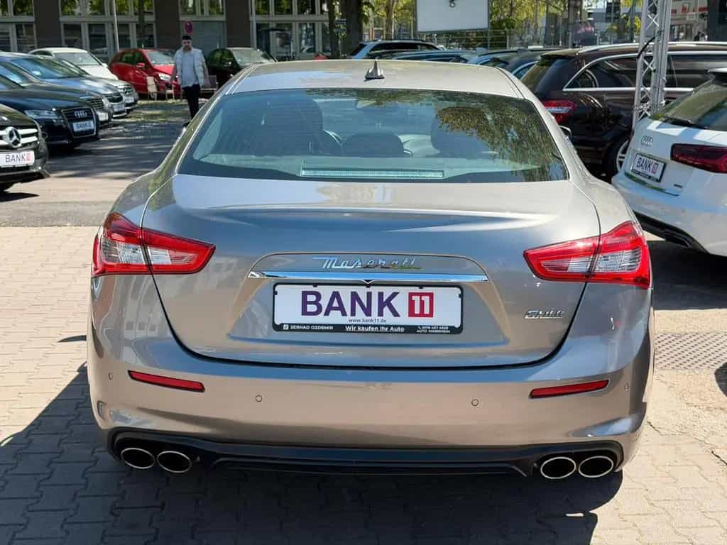 Maserati Ghibli 3.0 V6 350HP GranLusso VOLLEDER*20ZLL*NAV 07/2018-photo-2