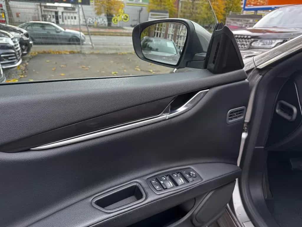 Maserati Ghibli 3.0 V6 350HP GranLusso VOLLEDER*20ZLL*NAV 07/2018-photo-26