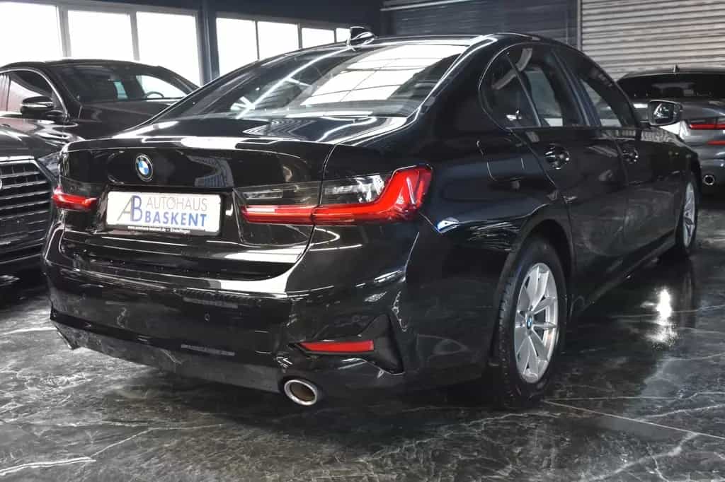 BMW 320 d Lim. Advantage*AMBIENTE*LED*SHZ*PDC*NAVI 02/2021-photo-6