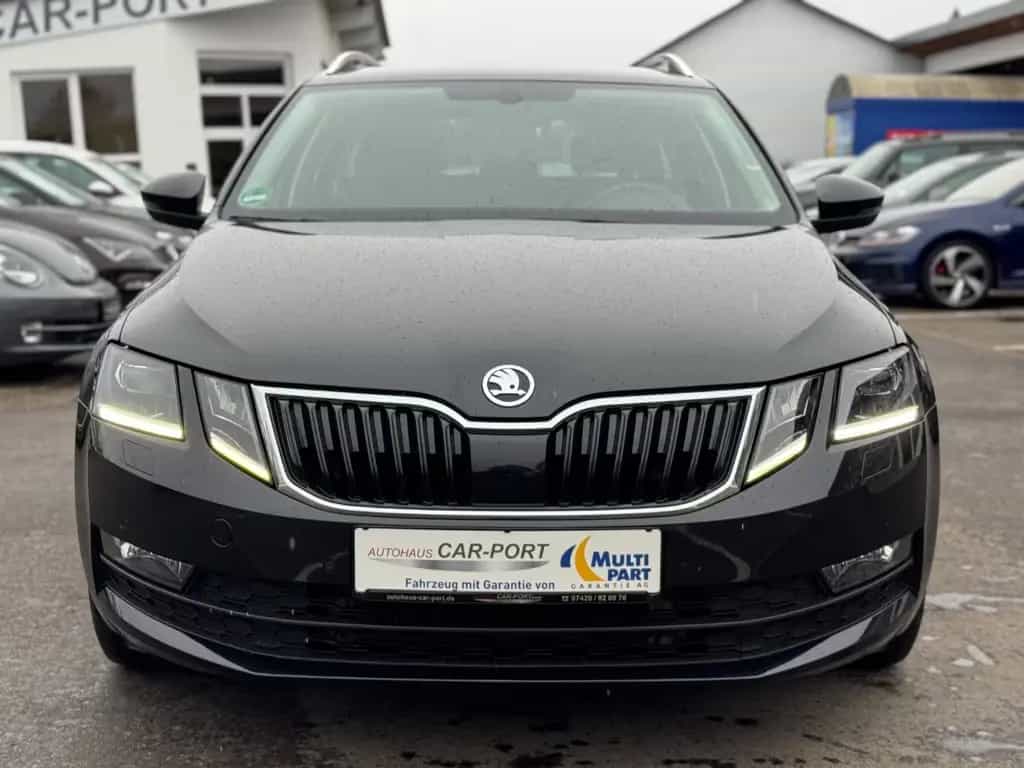 Skoda Octavia Combi Soleil | DSG| LED| NAVI| PDC| 11/2019-photo-2