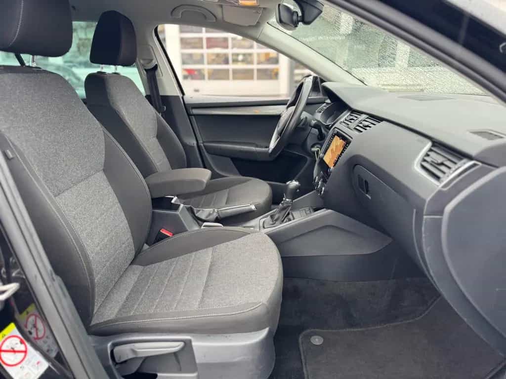 Skoda Octavia Combi Soleil | DSG| LED| NAVI| PDC| 11/2019-photo-20