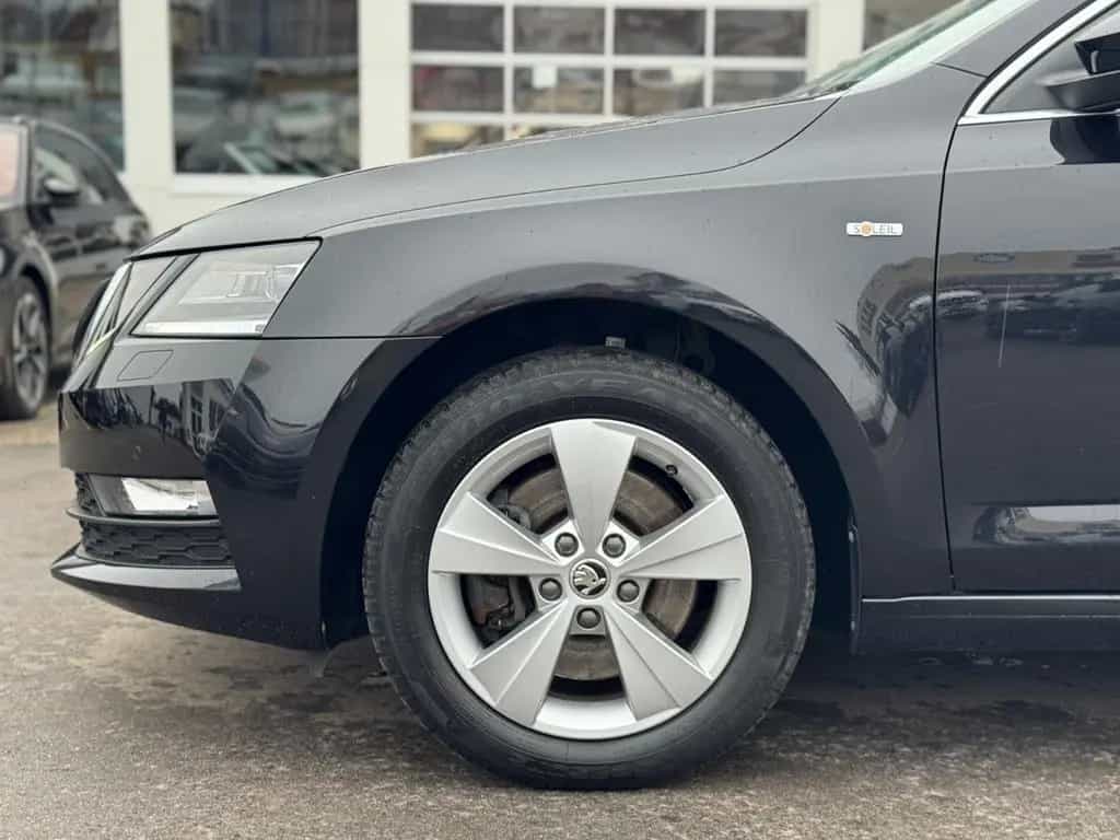 Skoda Octavia Combi Soleil | DSG| LED| NAVI| PDC| 11/2019-photo-4