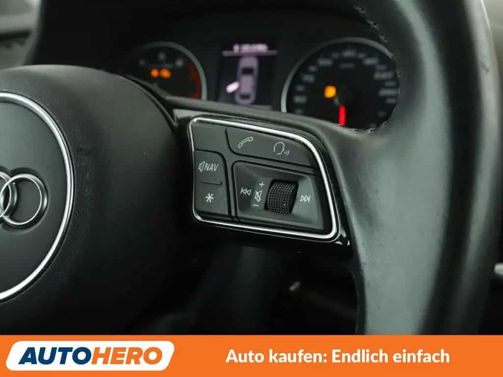 Audi A3 Limousine 30 TFSI *NAVI*PDC*SHZ*ALU*KLIMA* 03/2019-photo-24