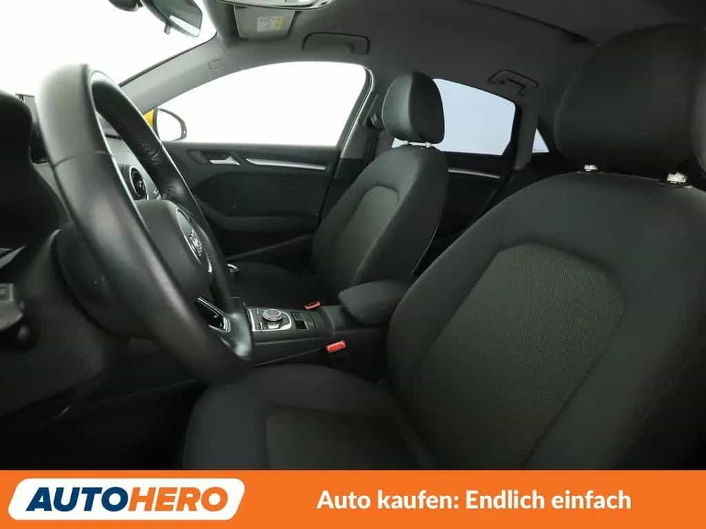 Audi A3 Limousine 30 TFSI *NAVI*PDC*SHZ*ALU*KLIMA* 03/2019-photo-8
