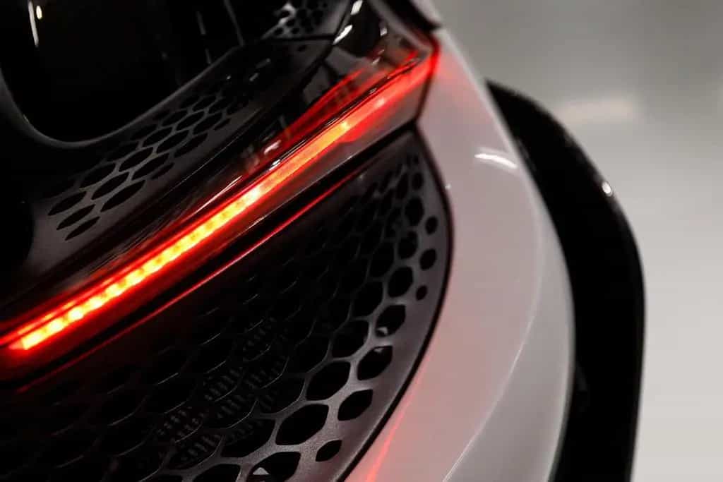 McLaren 765LT 4.0 V8 Spider | MSO Cirrus Grey | New Serv 02/2022-photo-43