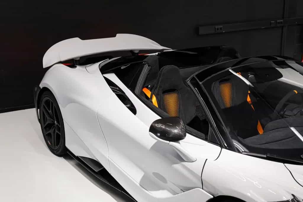 McLaren 765LT 4.0 V8 Spider | MSO Cirrus Grey | New Serv 02/2022-photo-9