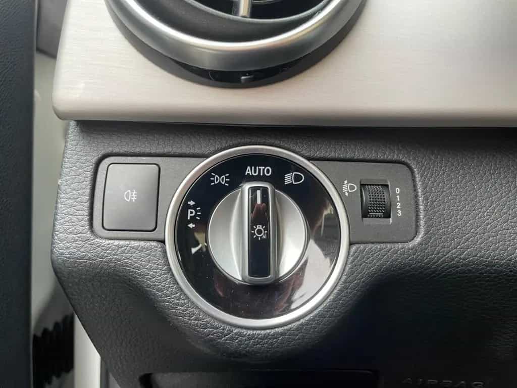 Mercedes-Benz GLK 200 CDI 7G-TRO *GJR*AHK*Parktronic*SHZ*Navi* 05/2015-photo-20