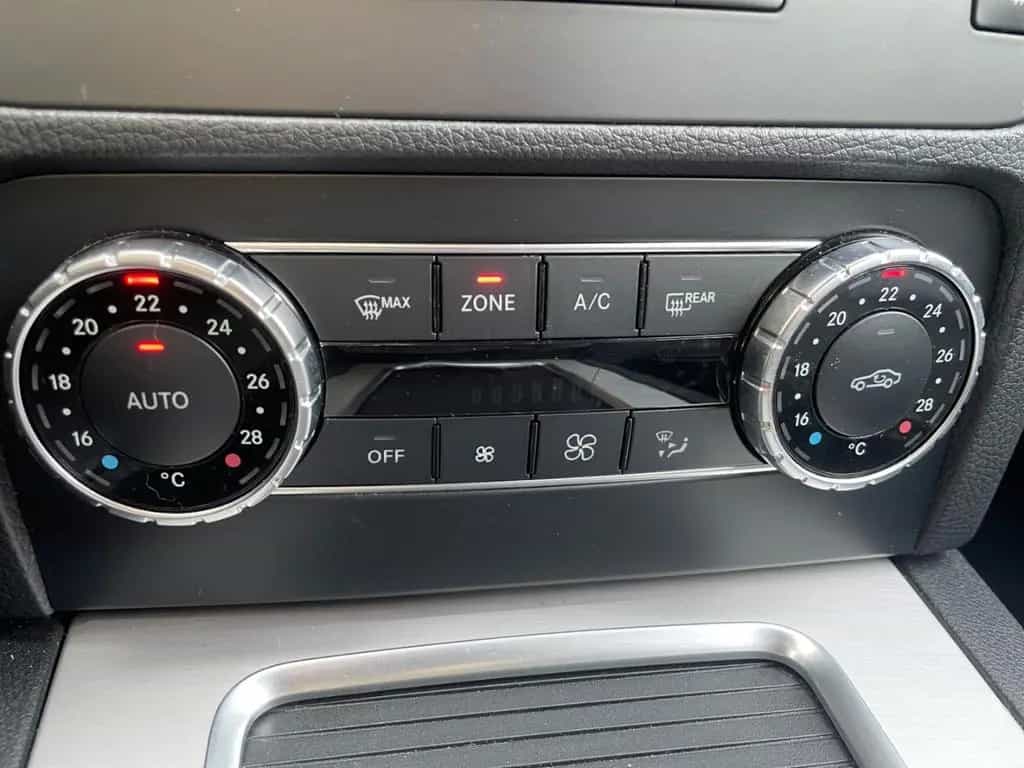 Mercedes-Benz GLK 200 CDI 7G-TRO *GJR*AHK*Parktronic*SHZ*Navi* 05/2015-photo-24