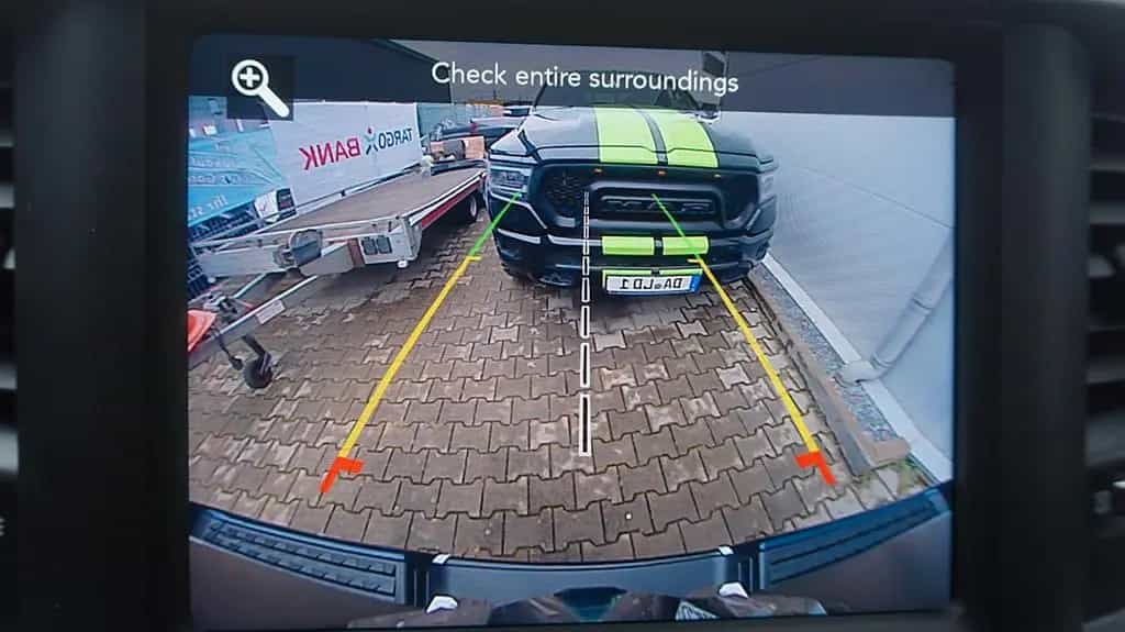 Dodge RAM 1500 HEMI 5.7l Crew-Cab*4x4*Navi*Alu20*AHK 07/2021-photo-24