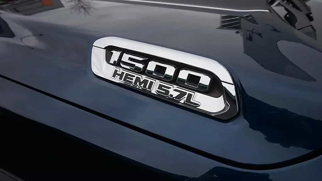Dodge RAM 1500 HEMI 5.7l Crew-Cab*4x4*Navi*Alu20*AHK 07/2021-photo-32