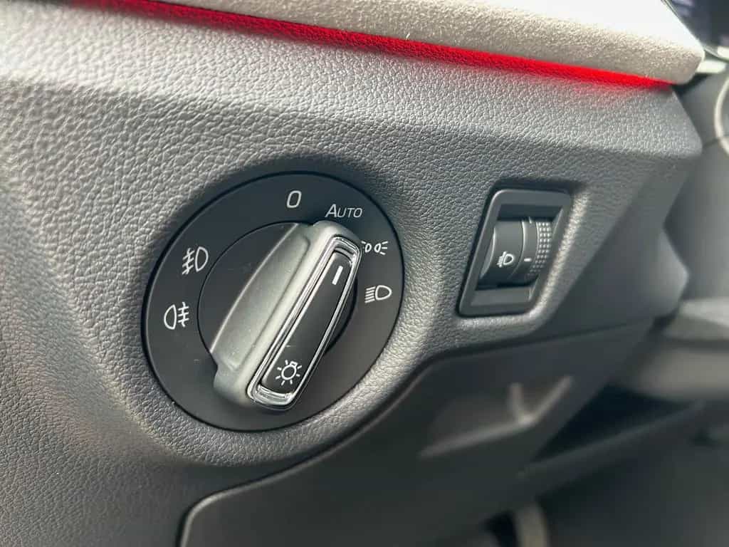 Skoda Kamiq FL DSG Top Selection 5JGarantie Kamera 04/2025-photo-19