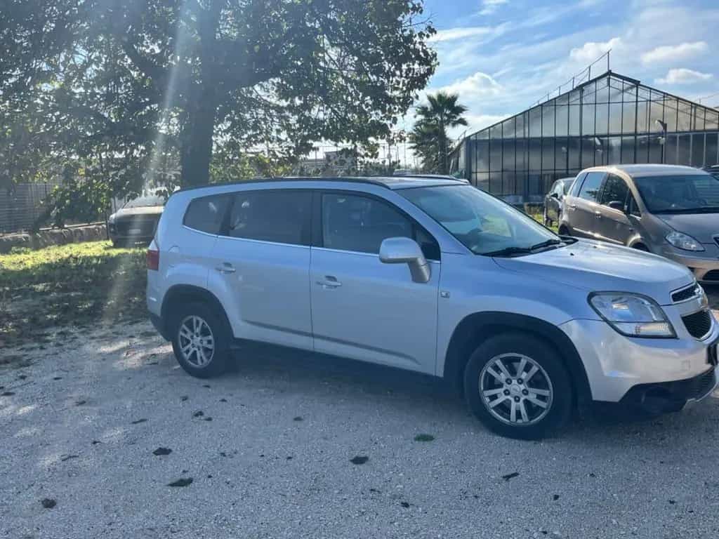 Chevrolet Orlando 2.0 Diesel 163CV aut. LTZ 11/2012-photo-2