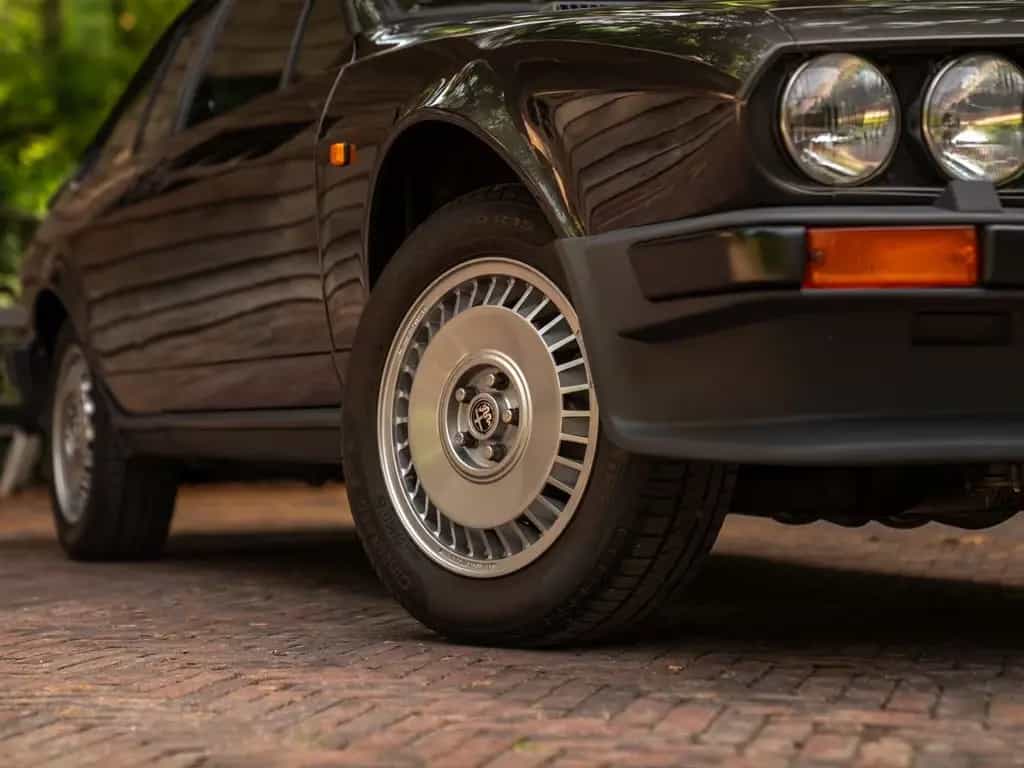 Alfa Romeo GTV 2.5 V6 | Nederlands geleverd 05/1982-photo-19