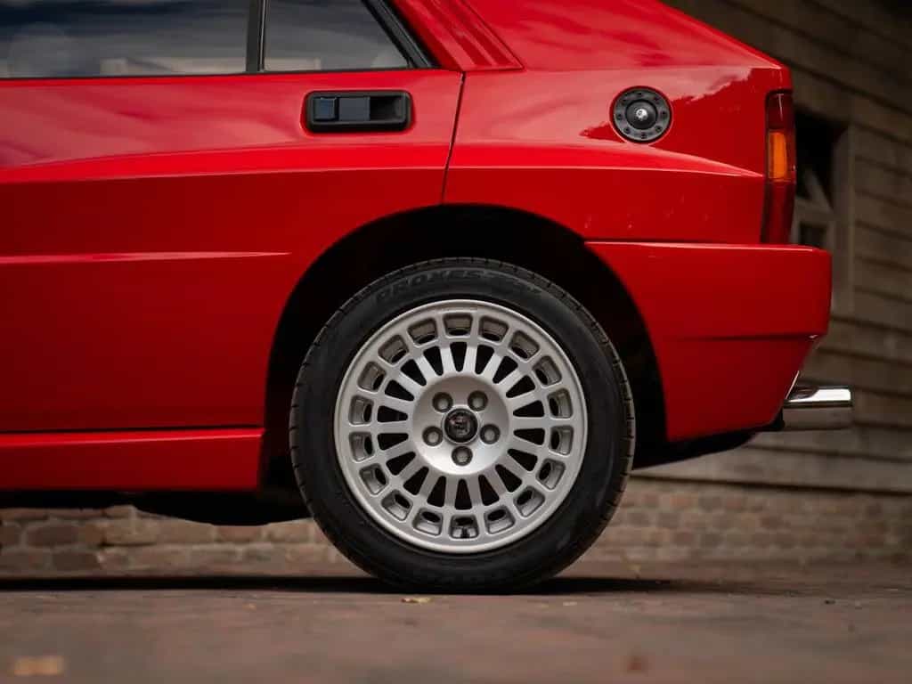 Lancia Delta 2.0-16V HF Integrale EVO I | 1 of 500 Homo 01/1992-photo-14