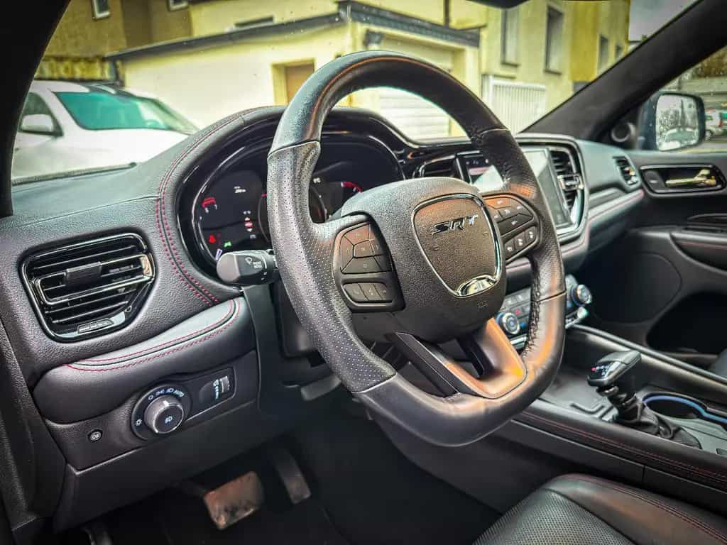 Dodge Durango R/T PLUS  *5.7 V8 *4X4*LED*GLASDACH* 07/2024-photo-16