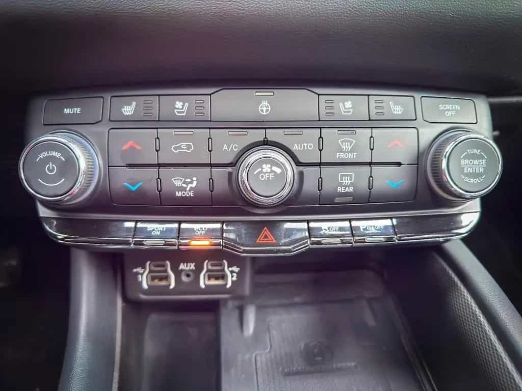 Dodge Durango R/T PLUS  *5.7 V8 *4X4*LED*GLASDACH* 07/2024-photo-41