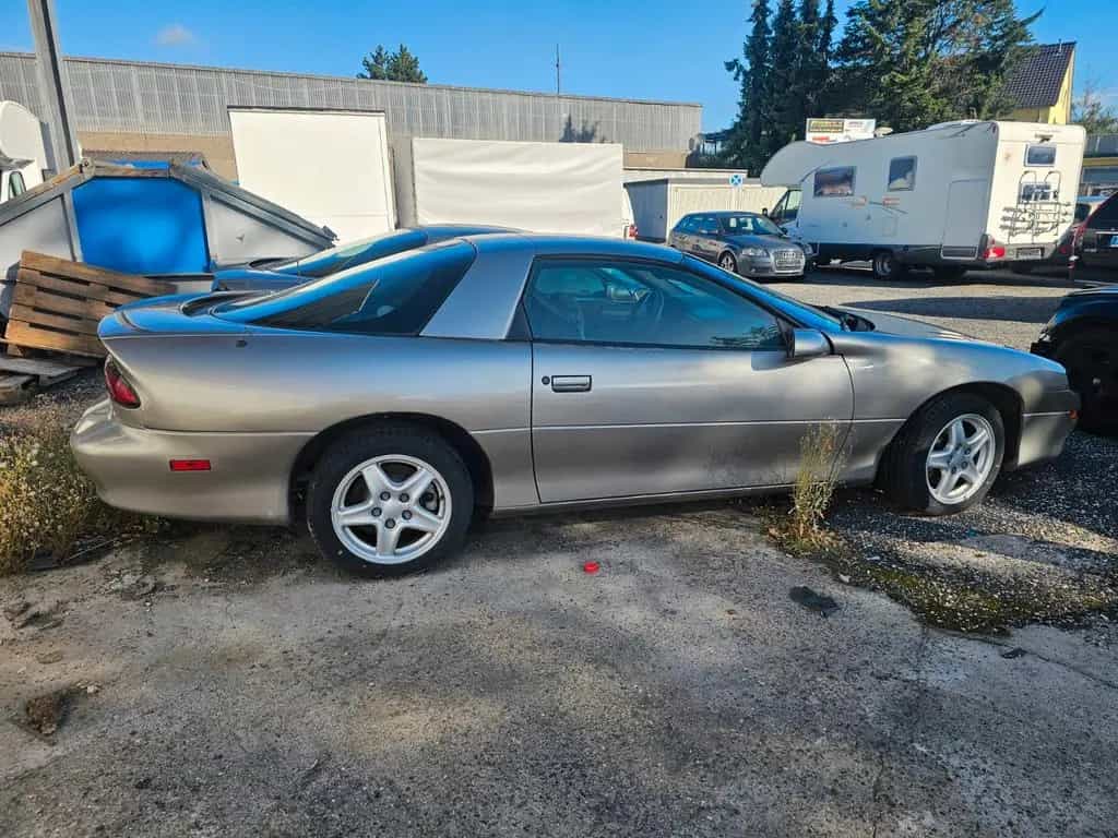 Chevrolet Camaro 3.8 Automatik B 06/2000-photo-1