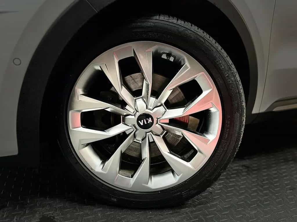 Kia Sorento 2.2CRDi PLATINUM 4WD* LED#4xSHZ#LH#KEYLE 11/2020-photo-7