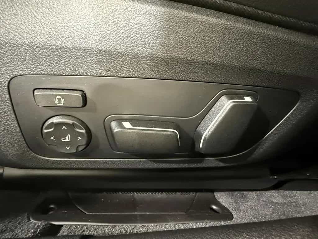ALPINA D3 S Touring Allrad DA+ PA+ AHK HK HUD Pano null-photo-17