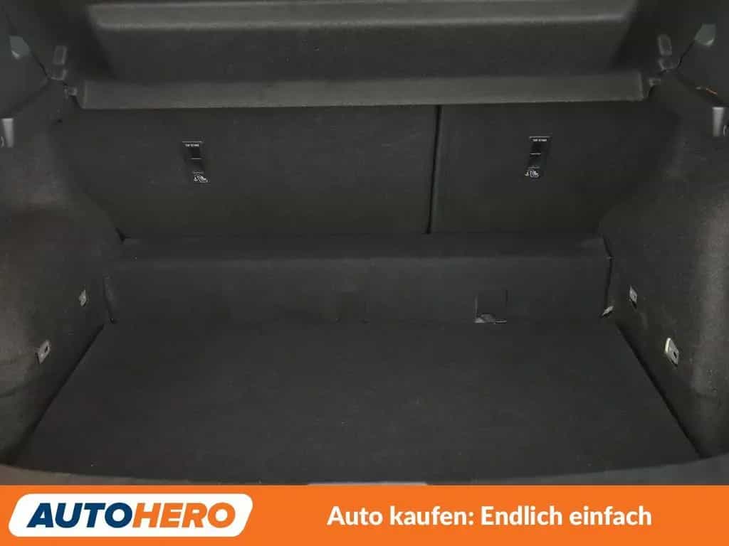 Nissan Qashqai 1.3 DIG-T Acenta Aut.*NAVI*TEMPO*CAM*PDC 01/2020-photo-17