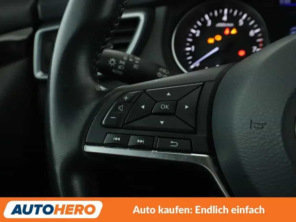 Nissan Qashqai 1.3 DIG-T Acenta Aut.*NAVI*TEMPO*CAM*PDC 01/2020-photo-26