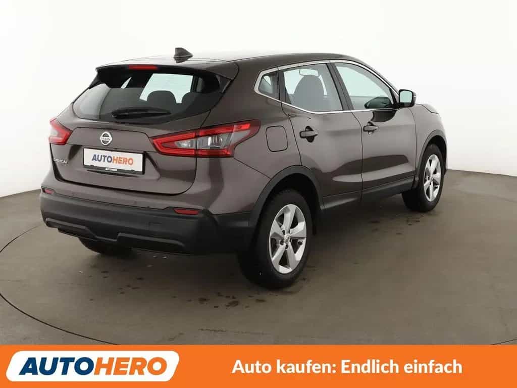 Nissan Qashqai 1.3 DIG-T Acenta Aut.*NAVI*TEMPO*CAM*PDC 01/2020-photo-5