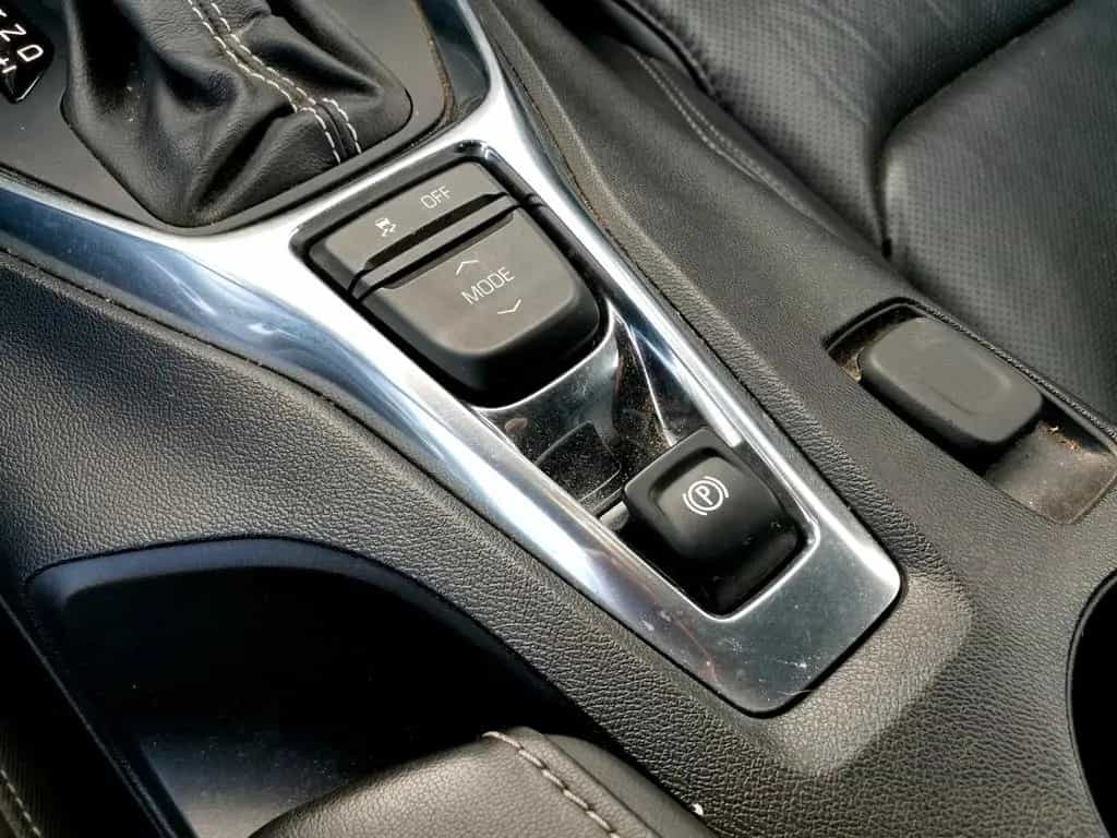 Chevrolet Camaro 6.2/V8 333KW* AT* BOSE*NAVI* HUD 06/2019-photo-11