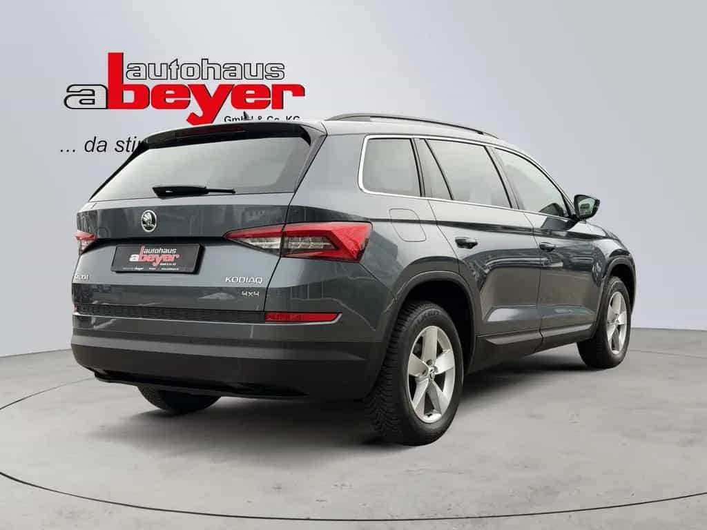 Skoda Kodiaq 1.4 TSI 4x4 DSG Ambition NAVI SHZ PDC 03/2018-photo-3