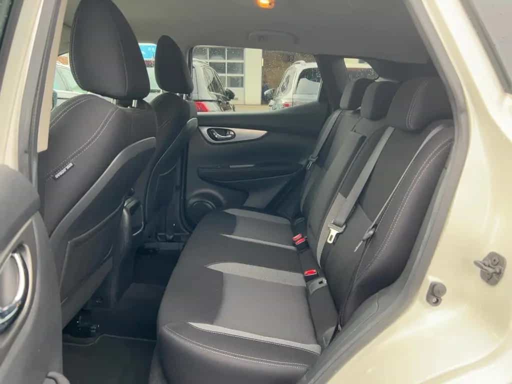 Nissan Qashqai N-Connecta 1.2 DIG-T AHK+NAVI+RFK+SHZ+PD 09/2017-photo-8