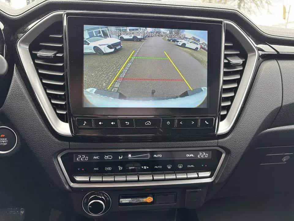 Isuzu D-Max Double Cab 4x4 V-Cross AHK Mountaintop 08/2024-photo-11