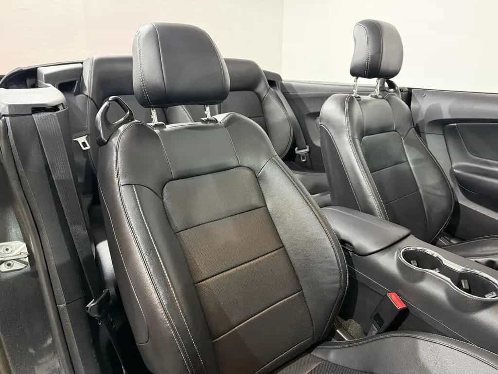 Ford Mustang Convertible Automatik*Leder*Kamera*19"* 12/2015-photo-16