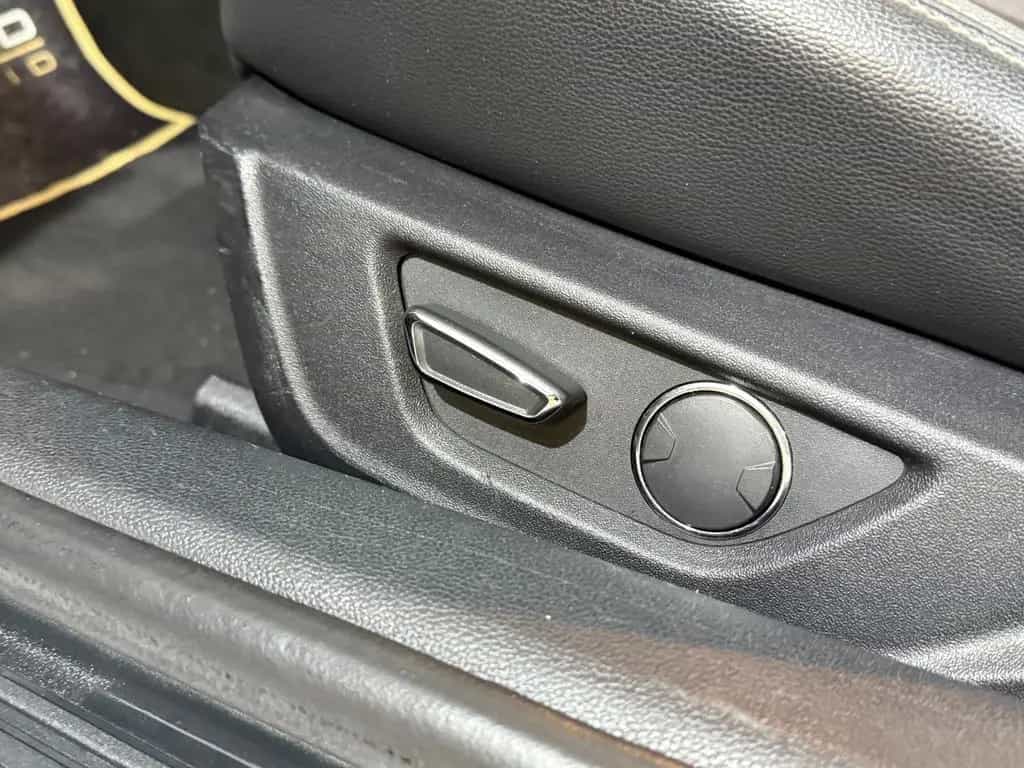 Ford Mustang Convertible Automatik*Leder*Kamera*19"* 12/2015-photo-22
