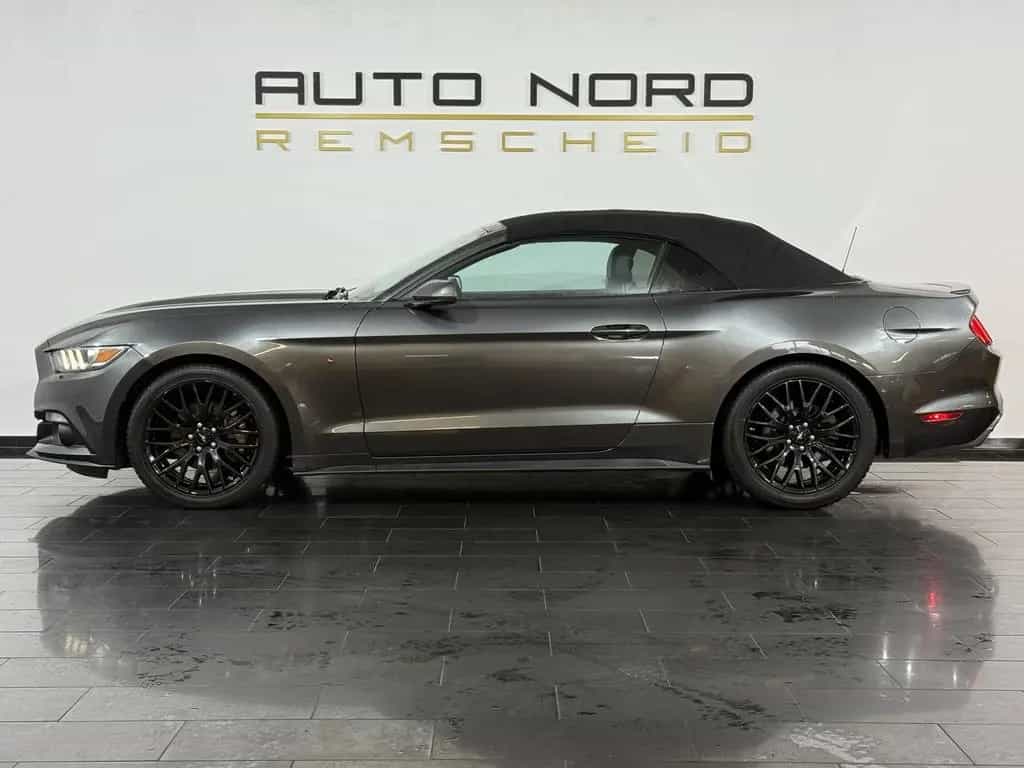 Ford Mustang Convertible Automatik*Leder*Kamera*19"* 12/2015-photo-6