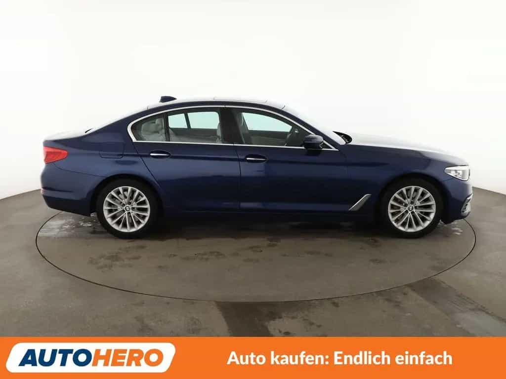 BMW 530 d Luxury Line Aut.*NAV*LED*HUD*TEMPO*CAM* 04/2017-photo-6