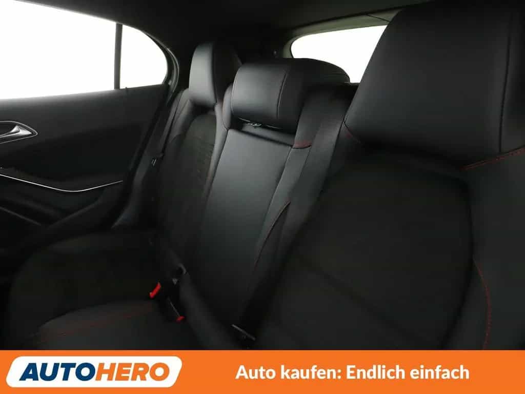 Mercedes-Benz GLA-Class GLA 180 AMG Line*NAVI*TEMPO*PDC* 03/2017-photo-13