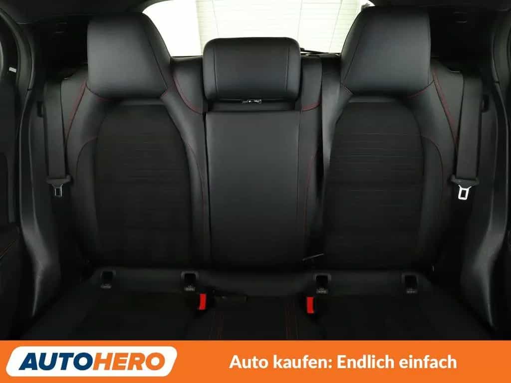 Mercedes-Benz GLA-Class GLA 180 AMG Line*NAVI*TEMPO*PDC* 03/2017-photo-15