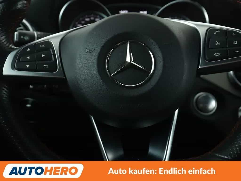 Mercedes-Benz GLA-Class GLA 180 AMG Line*NAVI*TEMPO*PDC* 03/2017-photo-18