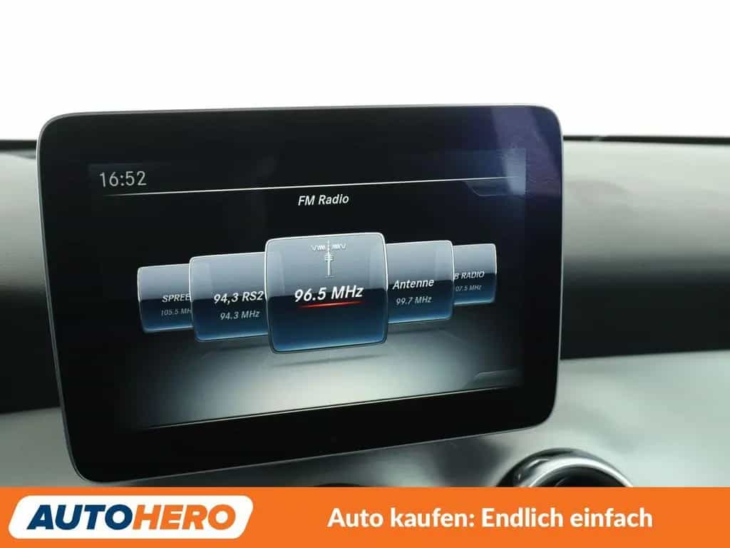 Mercedes-Benz GLA-Class GLA 180 AMG Line*NAVI*TEMPO*PDC* 03/2017-photo-20