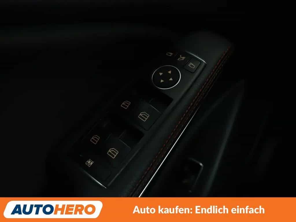 Mercedes-Benz GLA-Class GLA 180 AMG Line*NAVI*TEMPO*PDC* 03/2017-photo-25
