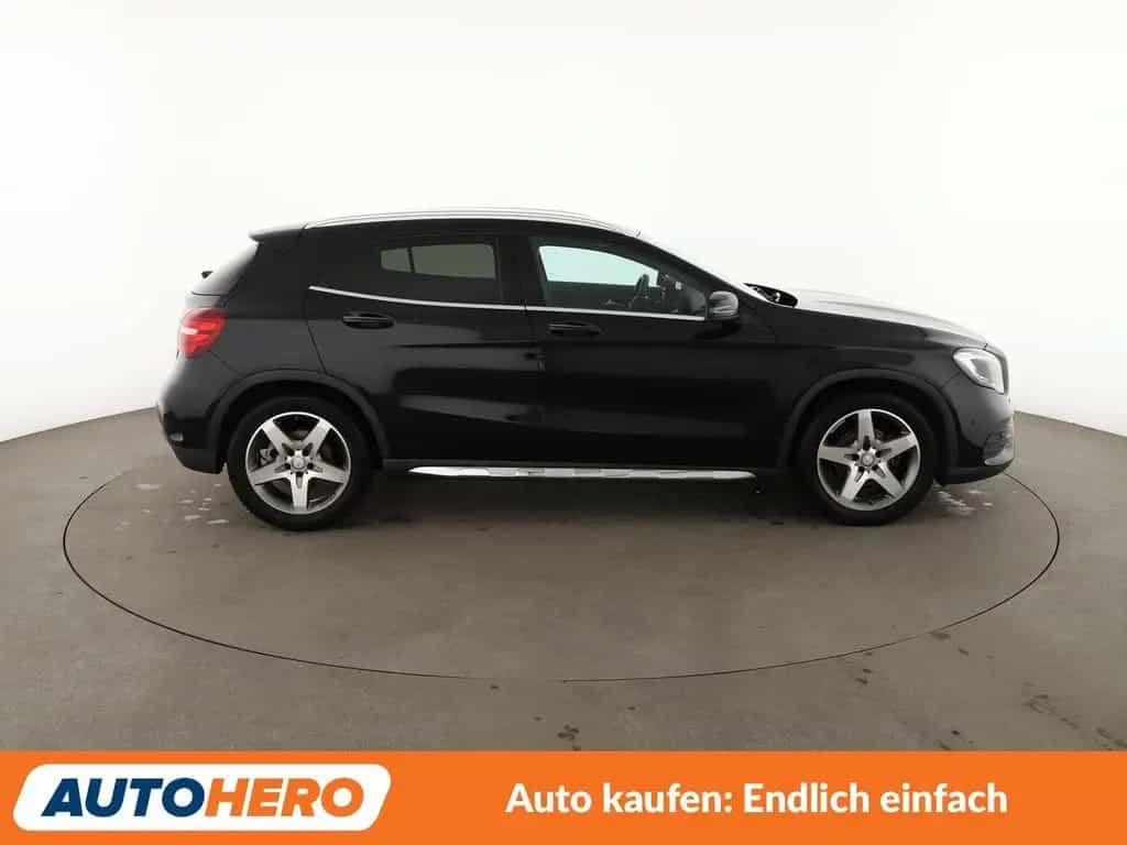 Mercedes-Benz GLA-Class GLA 180 AMG Line*NAVI*TEMPO*PDC* 03/2017-photo-6