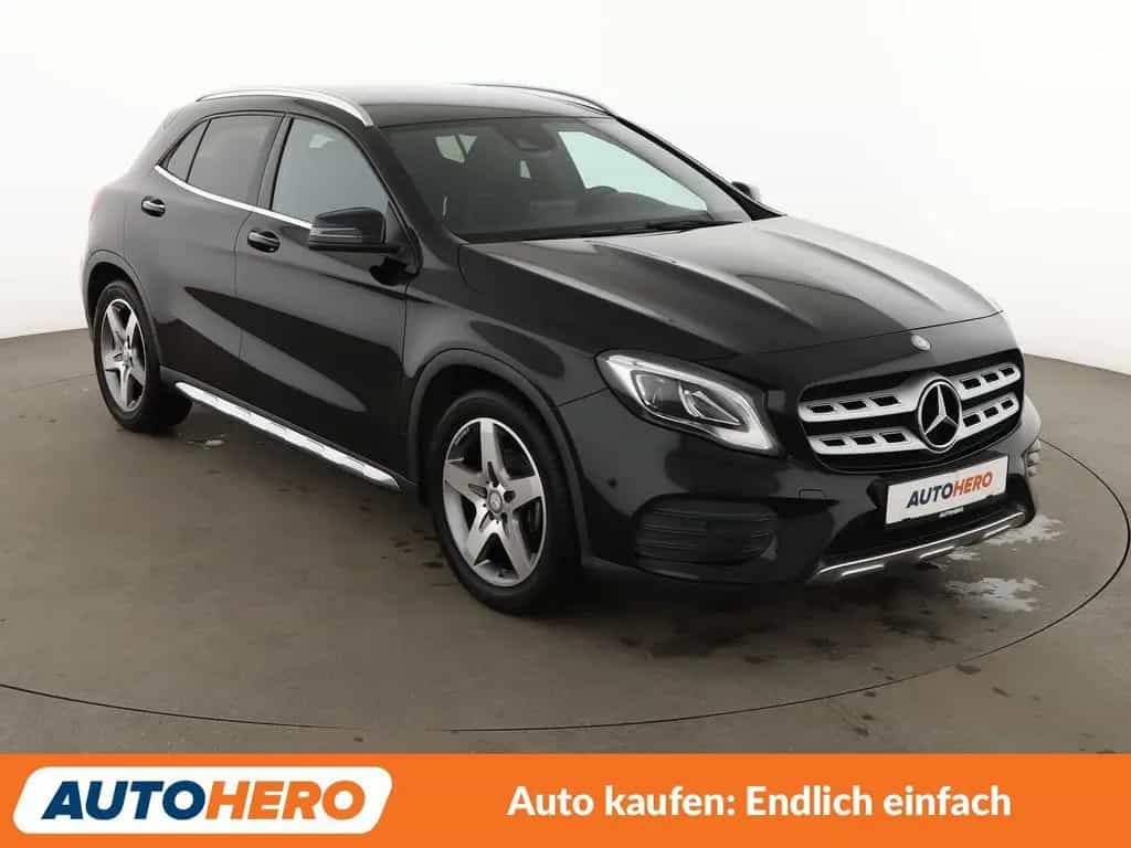 Mercedes-Benz GLA-Class GLA 180 AMG Line*NAVI*TEMPO*PDC* 03/2017-photo-7