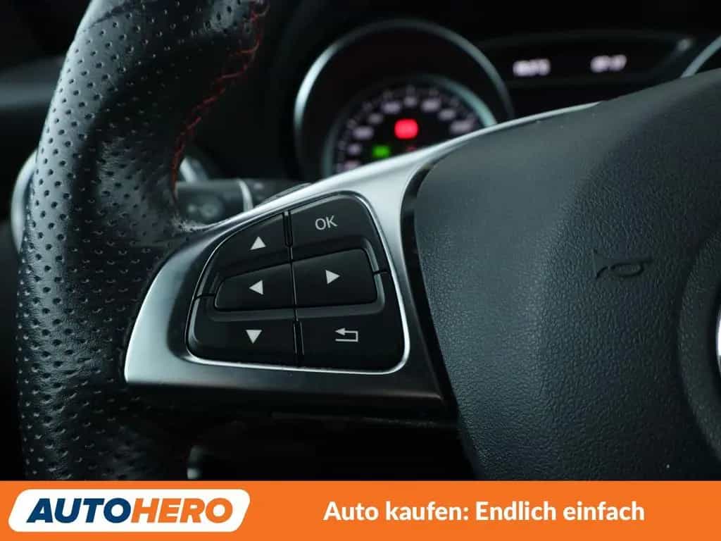 Mercedes-Benz GLA-Class 200 AMG Line Aut.*NAV*LED*TEMP*PDC*SHZ*KLIMA 04/2019-photo-30