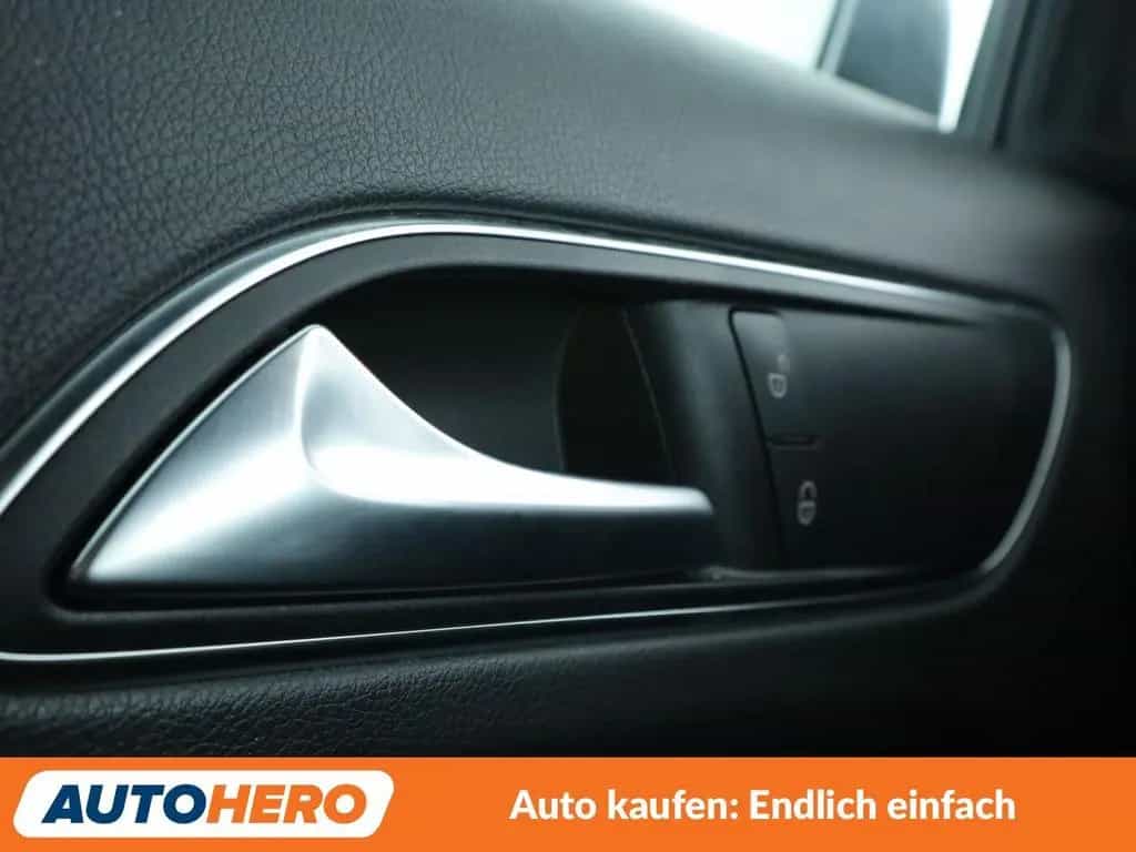 Mercedes-Benz GLA-Class 200 AMG Line Aut.*NAV*LED*TEMP*PDC*SHZ*KLIMA 04/2019-photo-33