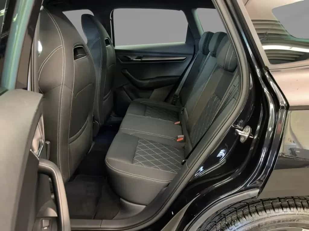 Skoda Karoq 2.0 TSI DSG 4M Sportline ACC Kamera Navi L 01/2022-photo-11
