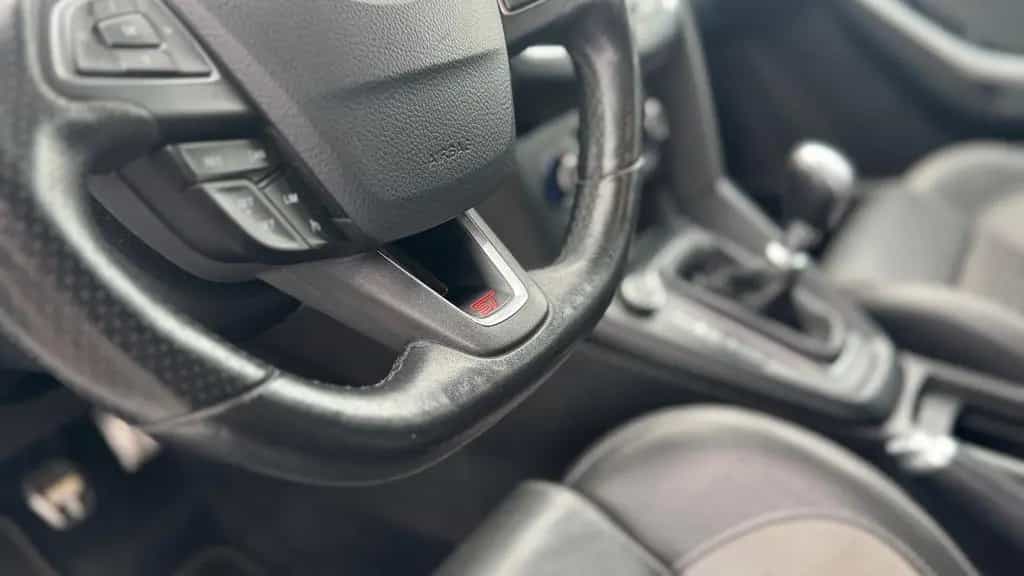Ford Focus 2.0 Lim. ST-LINE | KAMERA | 250PS | SPORT 01/2018-photo-15