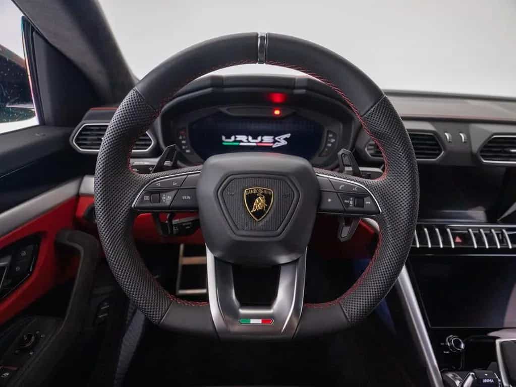 Lamborghini Urus S 23" AKRAPOVIC B&O PANO MASSAGE PARK-ASSIS 12/2023-photo-42