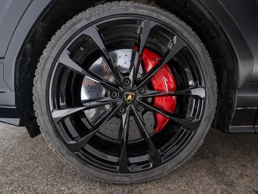 Lamborghini Urus S 23" AKRAPOVIC B&O PANO MASSAGE PARK-ASSIS 12/2023-photo-8