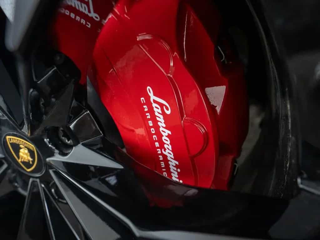 Lamborghini Urus S 23" AKRAPOVIC B&O PANO MASSAGE PARK-ASSIS 12/2023-photo-9