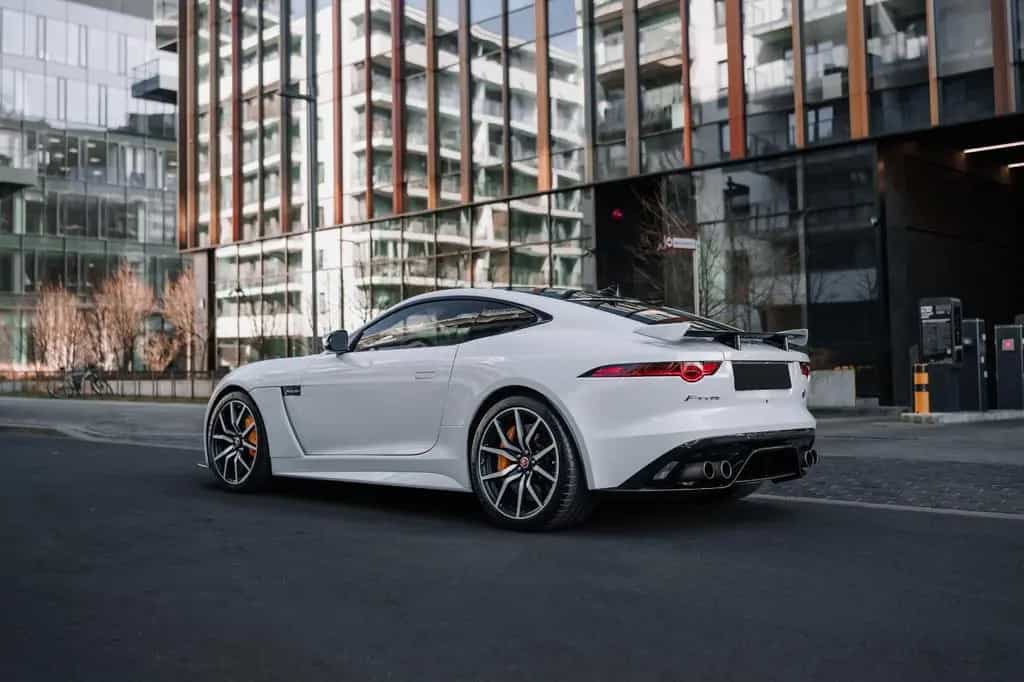 Jaguar F-Type 5.0 L V8 SVR / Perfect condition! 09/2016-photo-5