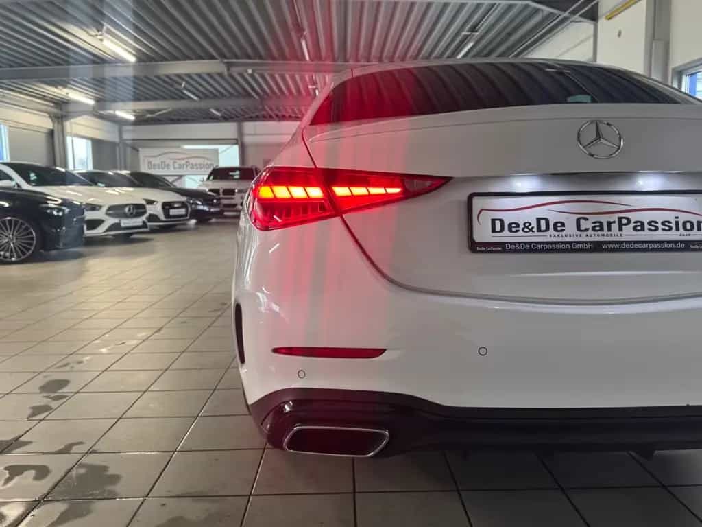 Mercedes-Benz C-Class 300 AMG-Line*PANO+NightPaket+Designo*1H U-Frei 12/2021-photo-14